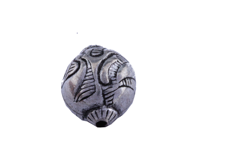 Perle ronde en métal argent d'Inde - dessin de feuille stylisée x 2