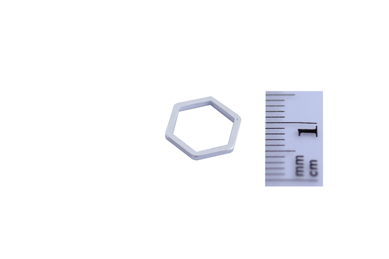 Intermédiaire hexagonal en fil de 10 mm - argent 300 microns x5
