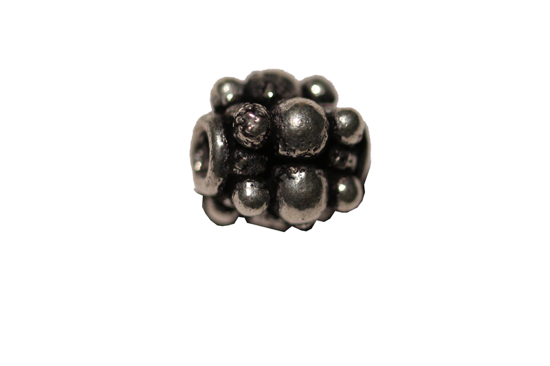 Perle ronde en métal argent d'Inde - petites boules sur toute la surface x 10