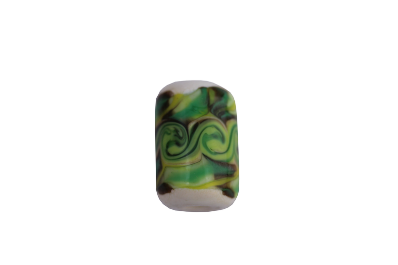 Perle en verre d'artisan - cylindre- blanc - différents verts