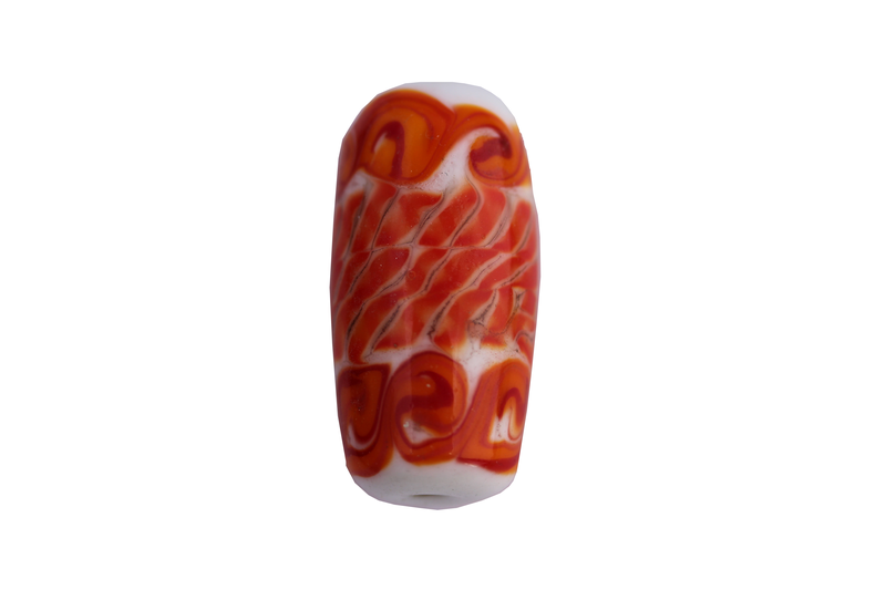 Perle en verre d'artisan - cylindre - blanc - vagues orange