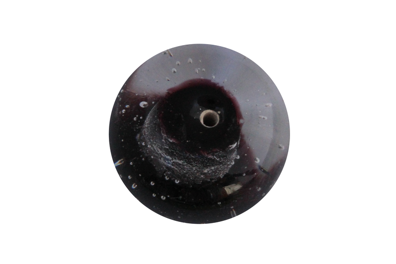 Perle en verre d'artisan - ronde - noir - feuille d'argent