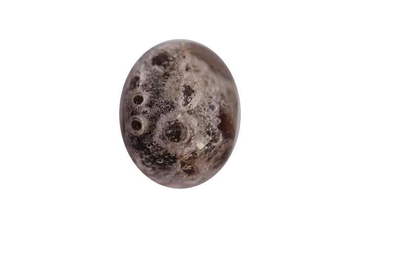 Perle en verre d'artisan - ronde - noir - bulles
