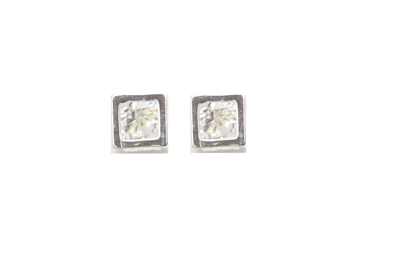 2 Intermédiaires - carré avec un zircon - en argent 925