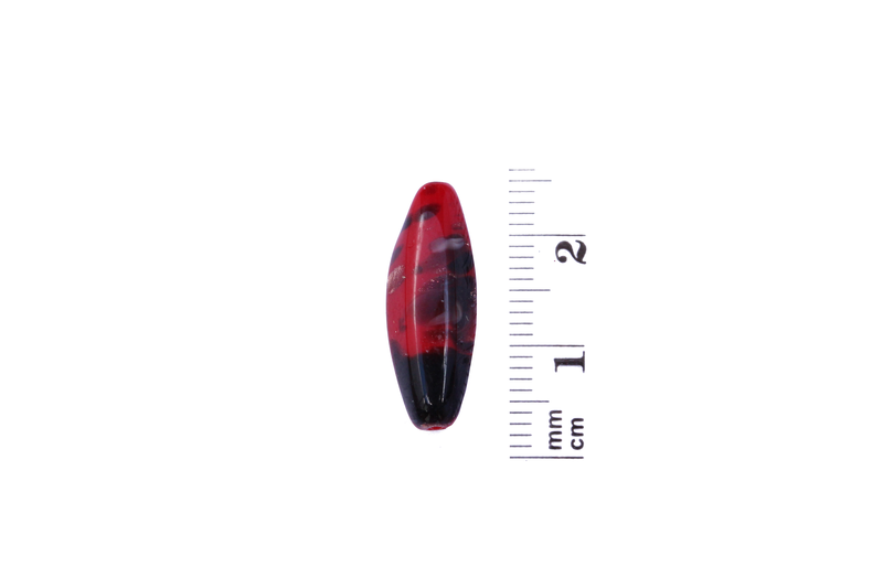 Perle en verre tube / ovale - à facette rouge et tacheté doré et noir x 4