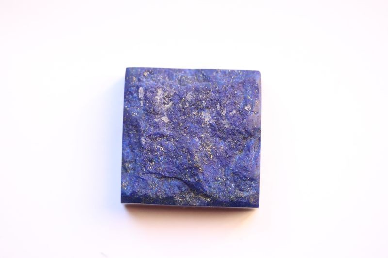 Lapis Lazuli -pierre naturelle semi-précieuse