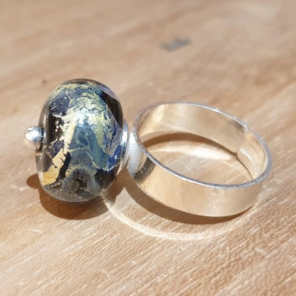 Bague en perle de verre d'artisan - collection Karin Fontaine