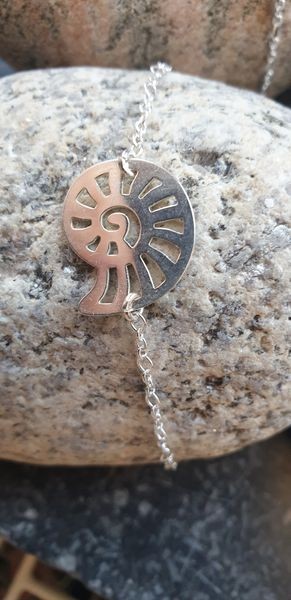 Fin bracelet en argent 925 médaillon escargot
