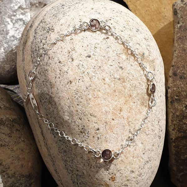 Kit fin bracelet en argent 925 - 3 améthystes serties