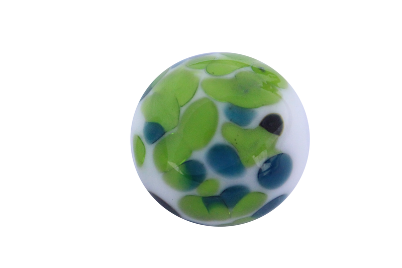 Perle en verre d'artisan - ronde - blanche différents pois bleu et vert