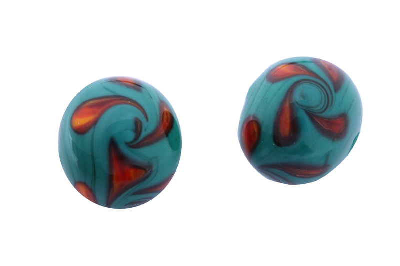 Perle en verre d'artisan -ronde - vert - torsade rouge