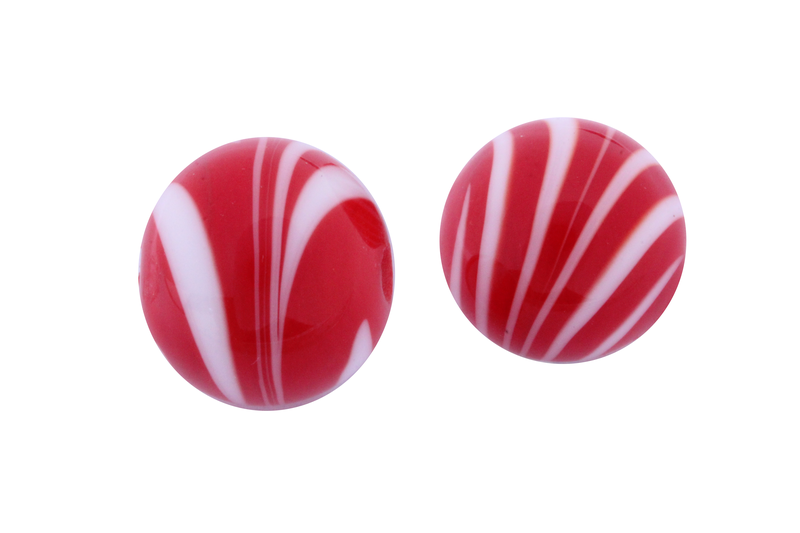Perle en verre d'artisan -ronde - rouge - feuille blanche