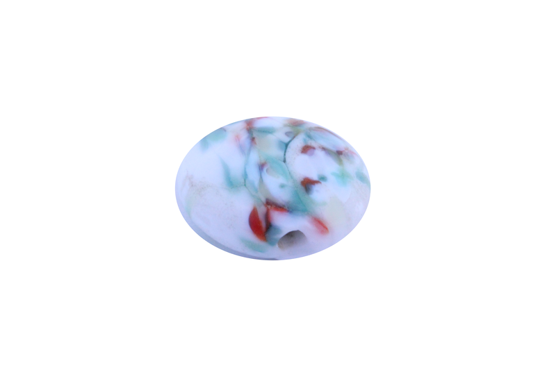 Perle en verre d'artisan -ronde en forme de roue - blanc - fleurs stylisées - vert / bleu /brun