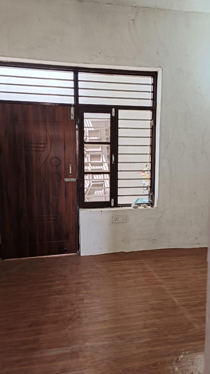 2 Room with Kitchen Unfurnished House