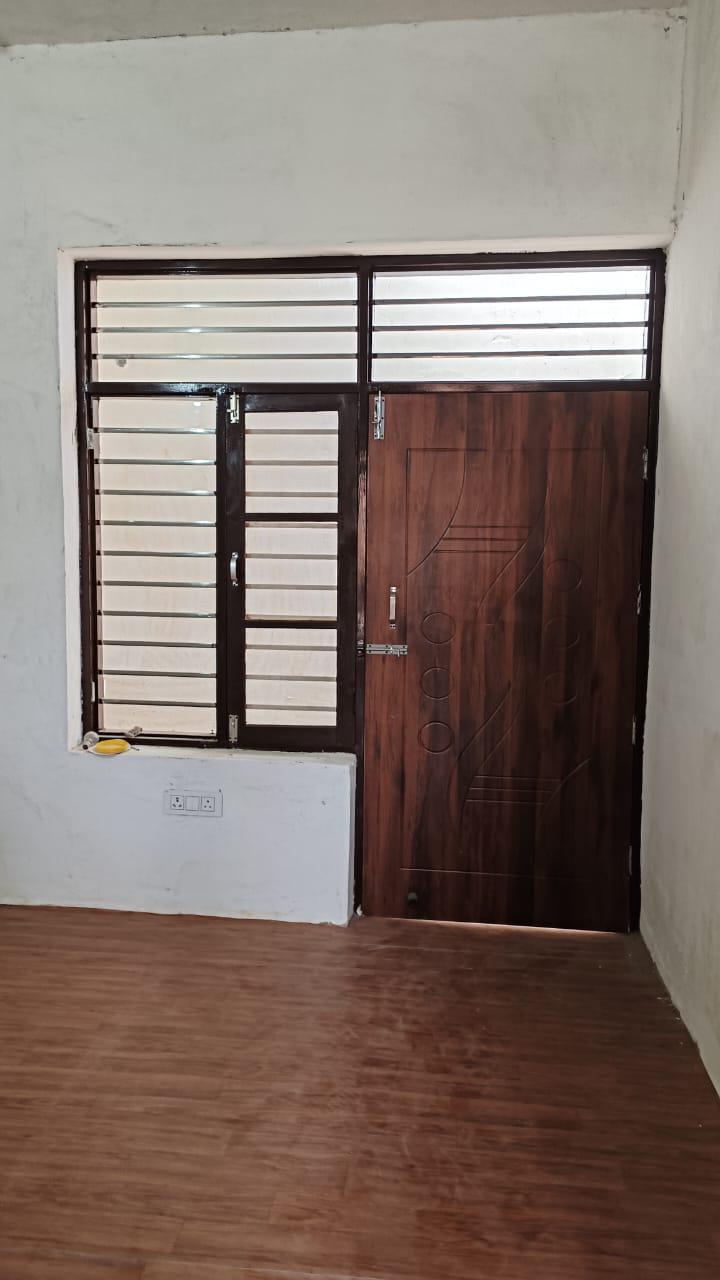 3 Room with Kitchen Unfurnished House