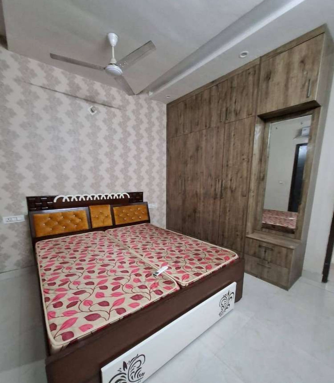 1 Room with Kitchen House for rent in Phase 9
