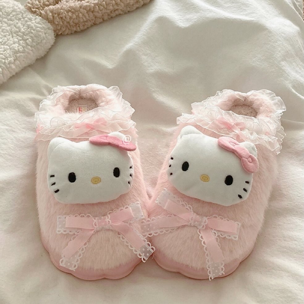 ˚₊✩‧₊ 𝐂𝐮𝐭𝐞 plush slippers 🎀💕* ✩‧₊˚