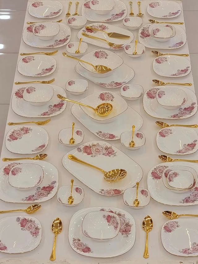 Full Dinning Set