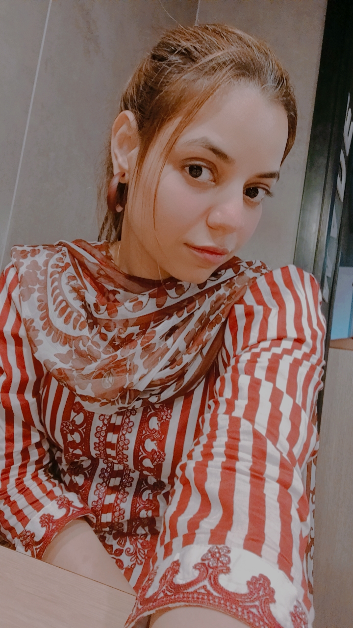 Nida Iqbal