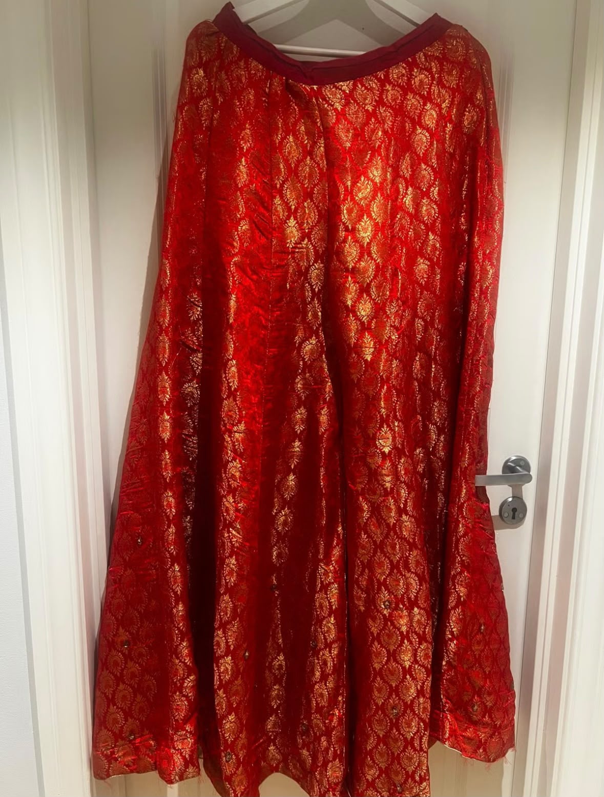 Pakistani wedding Sharara - used only once. Like new thumbnail 4
