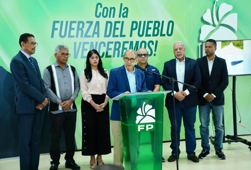 "Ni nuevas, ni terminadas": FP denuncia que el 27 de febrero se presentaron proyectos abandonados como concluidos