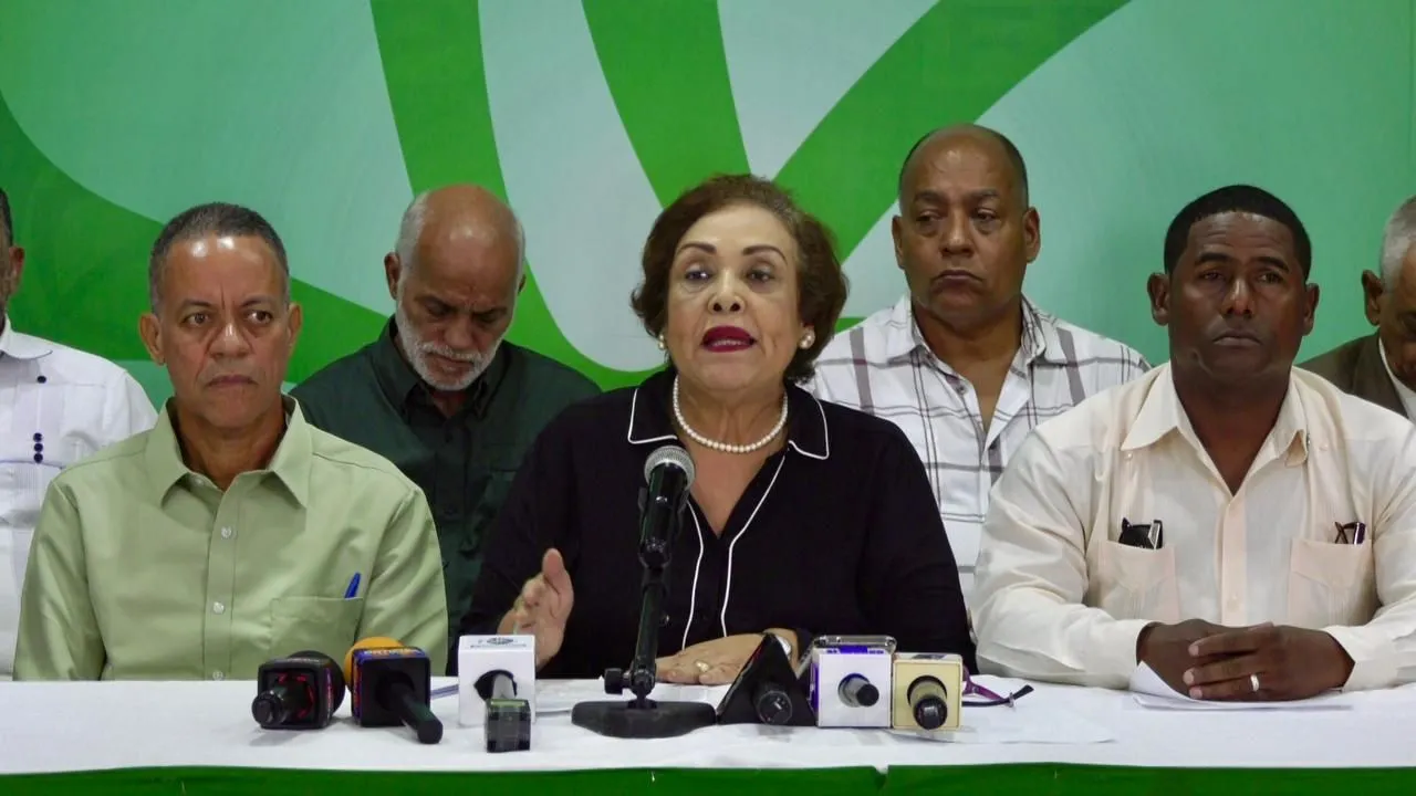 FP advierte estancamiento de la reforma laboral y llama a la militancia a "vigilancia activa" por la cesantía