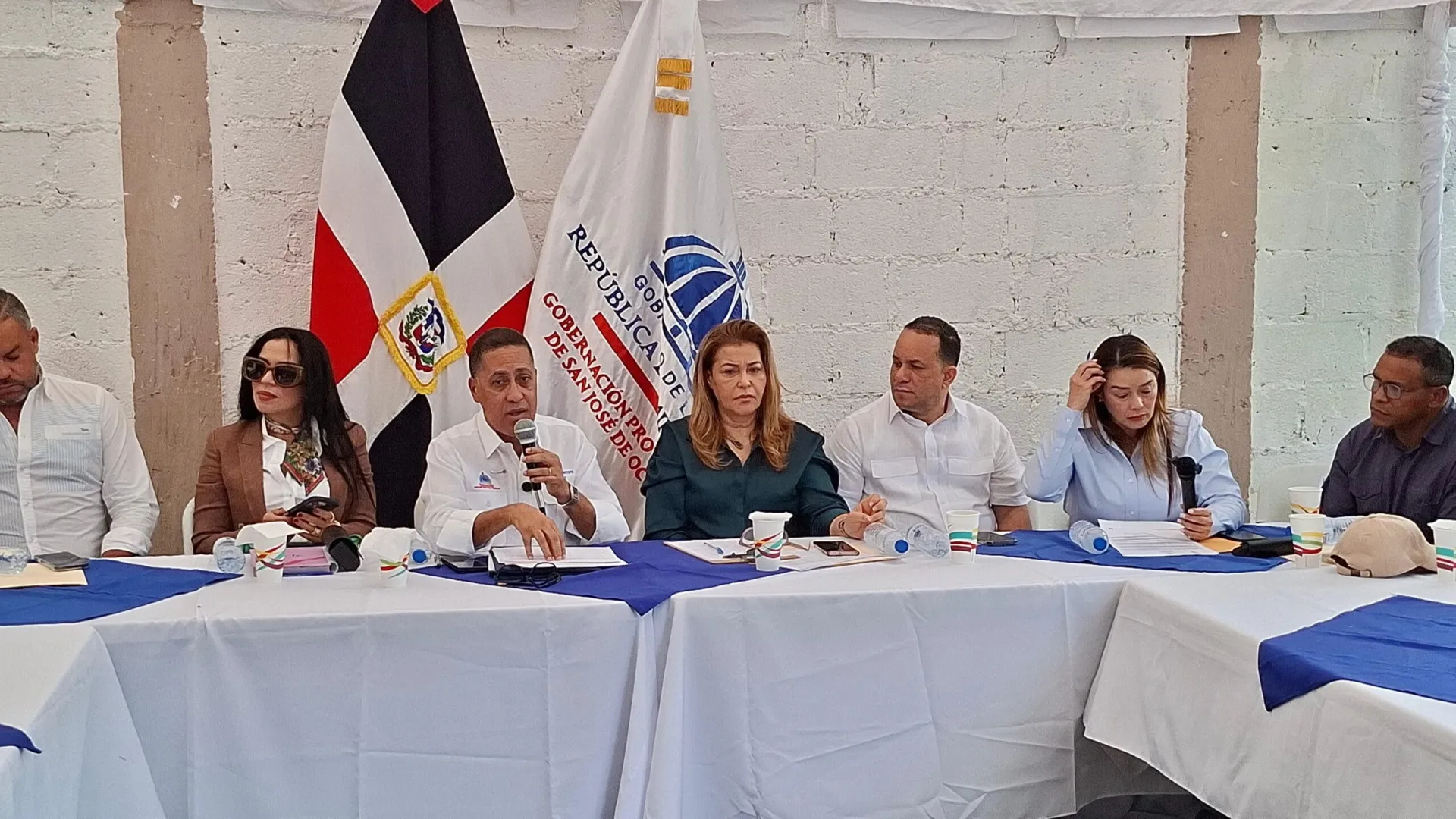 Ofensiva escolar en Ocoa: Gobierno acelera 38 planteles para beneficiar a 9,800 estudiantes.