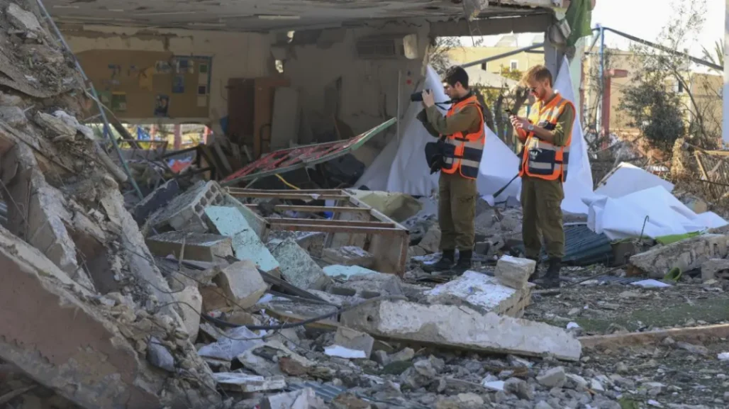 Día 32 del conflicto: Amenazas a empresas de EE. UU., desplante de aliados europeos y la propuesta de paz de China.