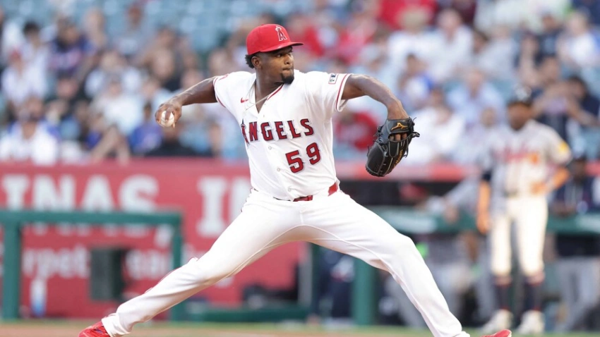 Soriano brilla con 10 ponches y lidera la tercera victoria consecutiva de los Angelinos