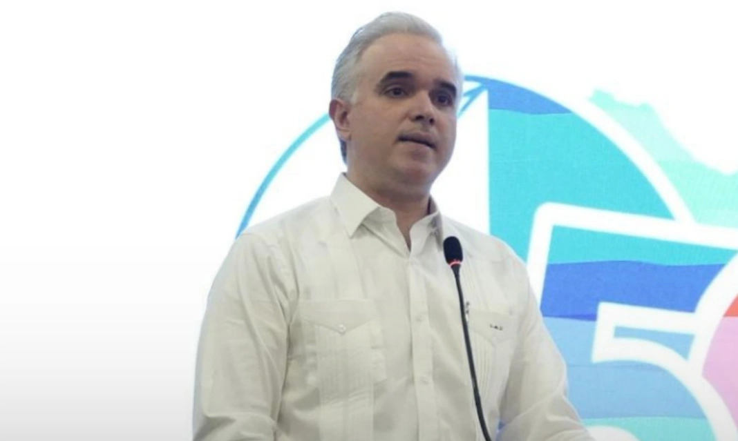 "Cada día sin clases es una oportunidad que no vuelve": De Camps urge a la ADP a evitar paros