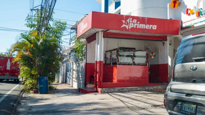 El Gobierno lanza ofensiva final para regularizar miles de bancas de lotería"