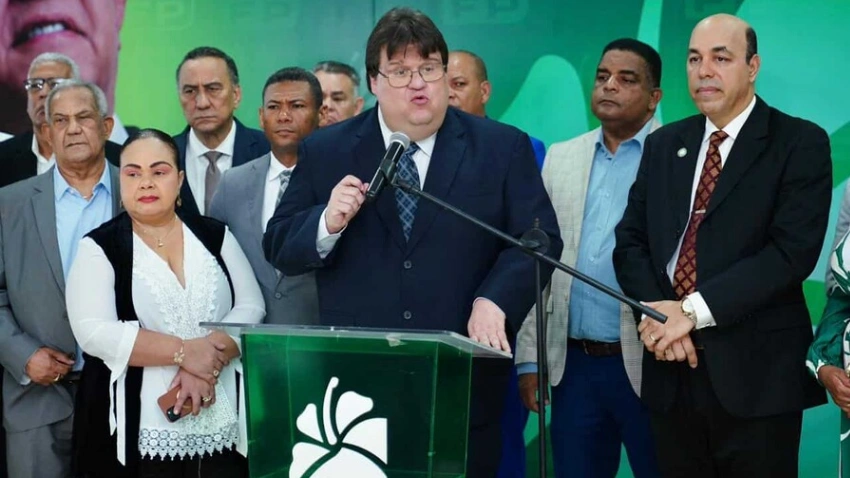 FP denuncia "vía libre" a pagos irregulares en nueva ley