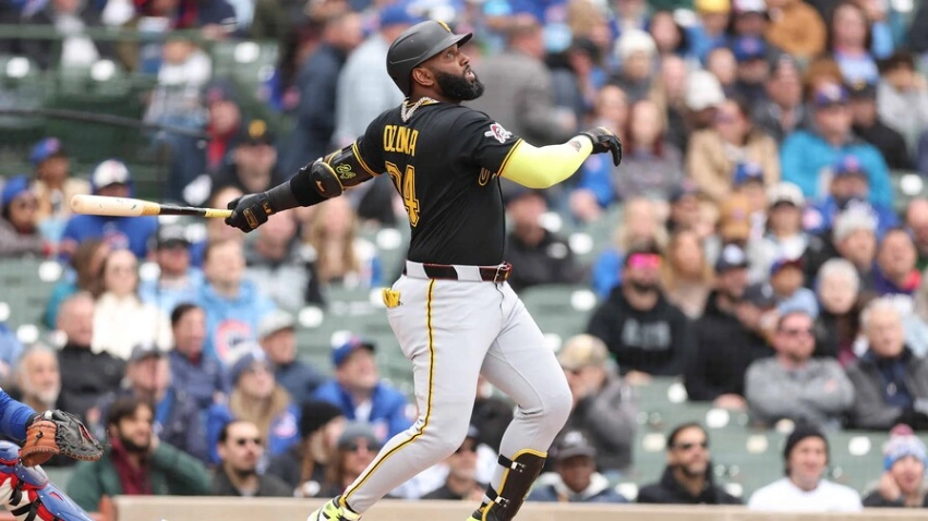 Marcell Ozuna entra al club de los 300: El "Oso" hace historia y fija su mirada en los 400