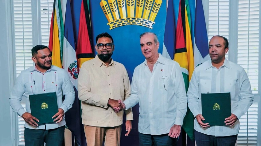 Abinader sella alianza estratégica: República Dominicana obtiene 10% de participación en bloque petrolero de Guyana.