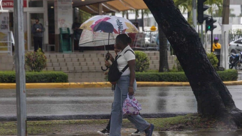 El COE eleva a 20 las provincias bajo vigilancia meteorológica y activa niveles de riesgo inminente en el norte y sur del país