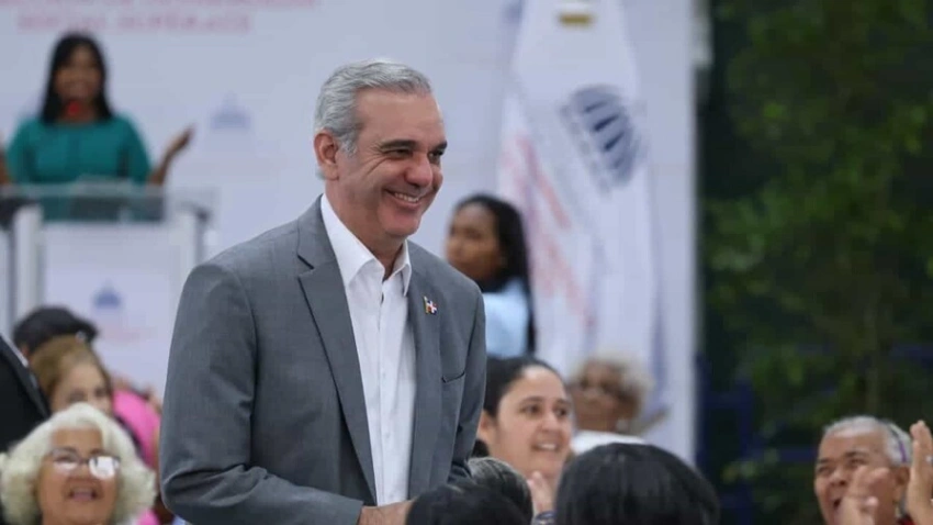 Gallup y ACD Media ratifican el 50% de aprobación presidencial frente a reformas postergadas