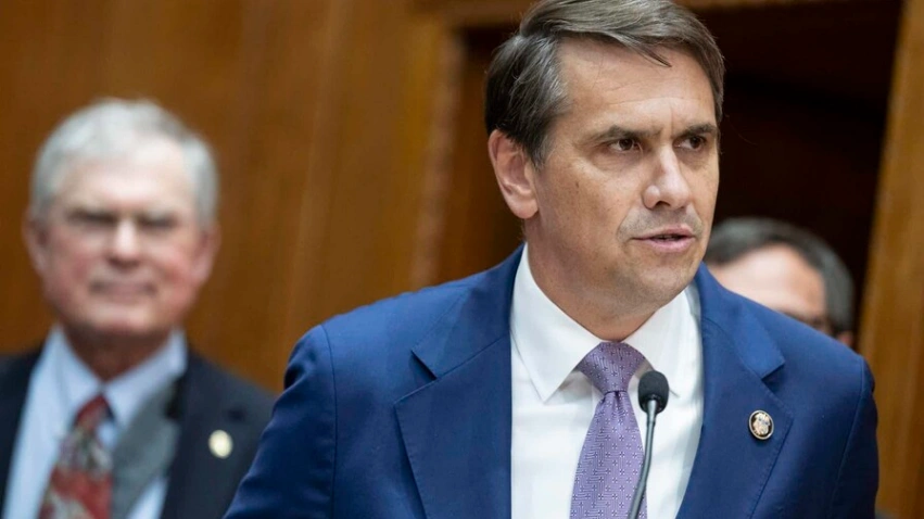 Blanche, el abogado defensor de Trump, es nominado a la Fiscalía General de EE. UU. en medio de fuertes controversias