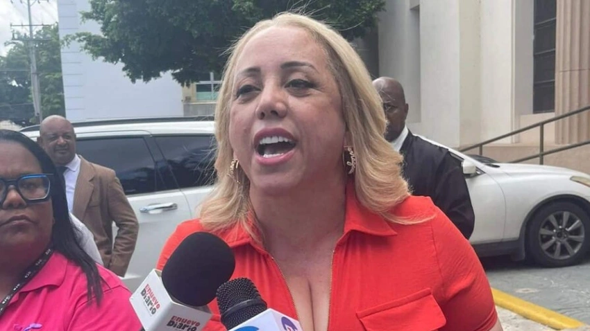 Condenan a un año de prisión y pago de RD$5 millones a "La Tora" por difamación contra el diputado Sergio Moya