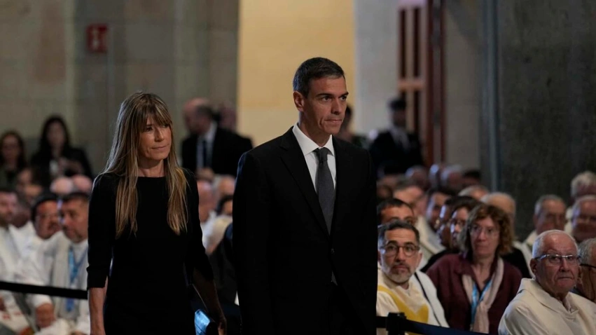 Un juez español retira el pasaporte a Begoña Gómez y formaliza su envío a juicio por corrupción
