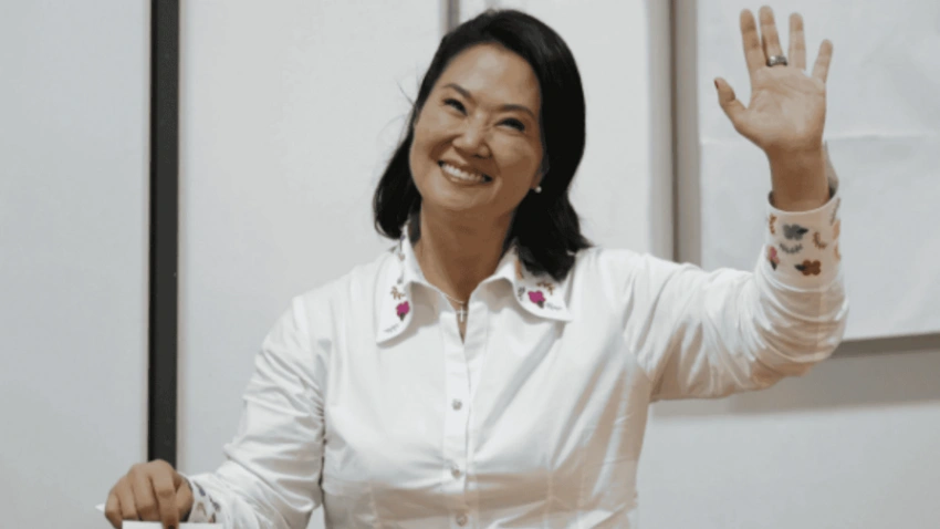 Keiko Fujimori consolida ventaja en Perú mientras los tribunales electorales definen la presidencia voto a voto