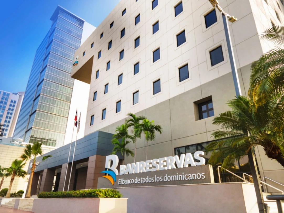 Banreservas y sus filiales se consolidan en el extranjero al recibir cuatro galardones de World Finance