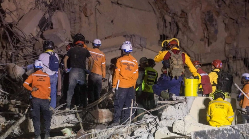 Cifra de muertos por el doble terremoto se eleva drásticamente a 589 fallecidos