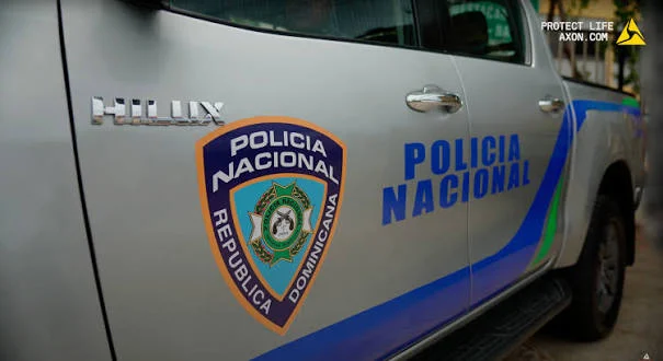 Agente policial mata de un disparo a joven en Herrera; uniformada entrega al oficial a la justicia