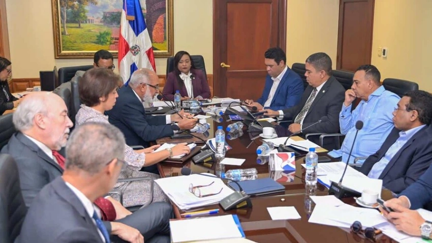 La reforma a la Ley de Libertad de Expresión perime en el Senado tras años de debates y fuertes controversias