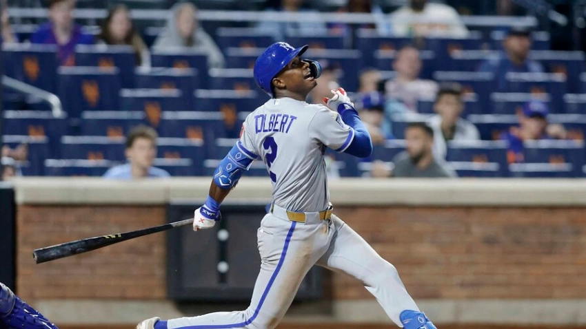 Tyler Tolbert empata récord histórico en Grandes Ligas al conectar 12 imparables consecutivos