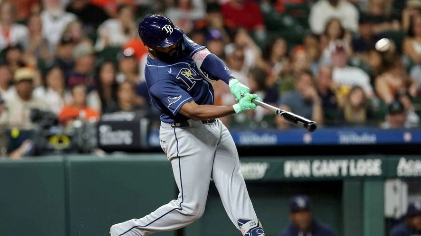 El dominicano Junior Caminero proyecta una campaña histórica de poder y defensa con los Rays