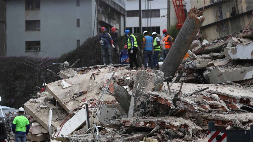Venezuela registra 4,930 muertes por los sismos de junio y acelera reforma legal para la reconstrucción