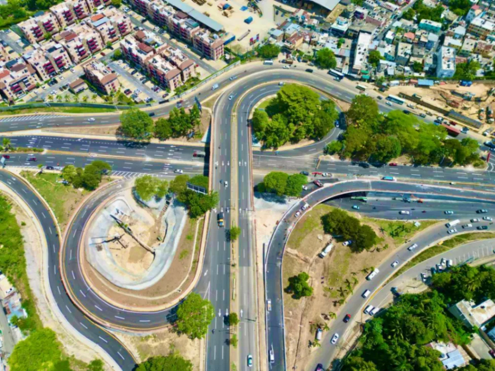 Gobierno inaugura el túnel de la Plaza de la Bandera para descongestionar el tránsito en el Gran Santo Domingo
