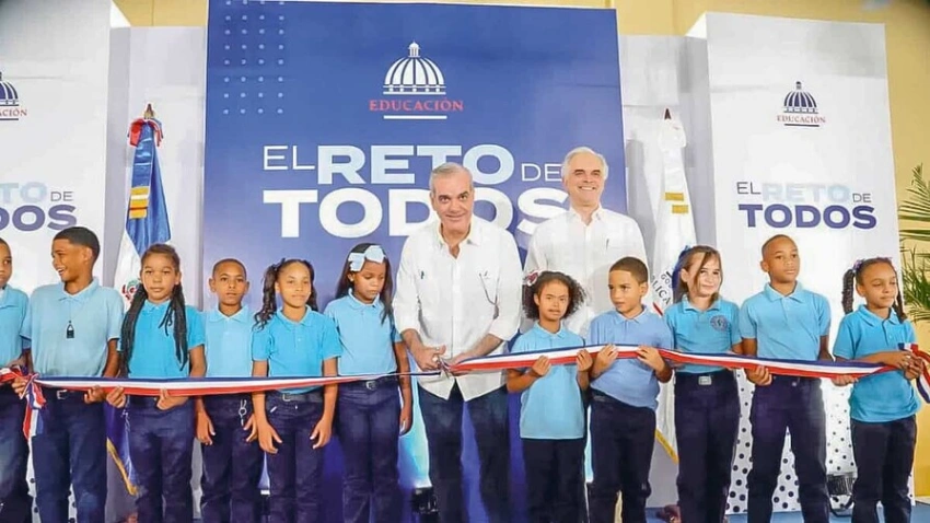 Gobierno entrega 77 nuevas aulas en el Gran Santo Domingo para aliviar el déficit de plazas antes del año escolar