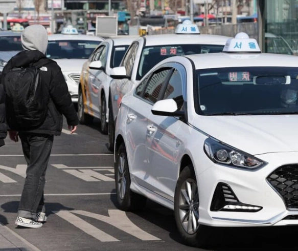 El declive del Hyundai Sonata: la importación desde Corea del Sur cae un 65 % tras años de uso intensivo como taxi